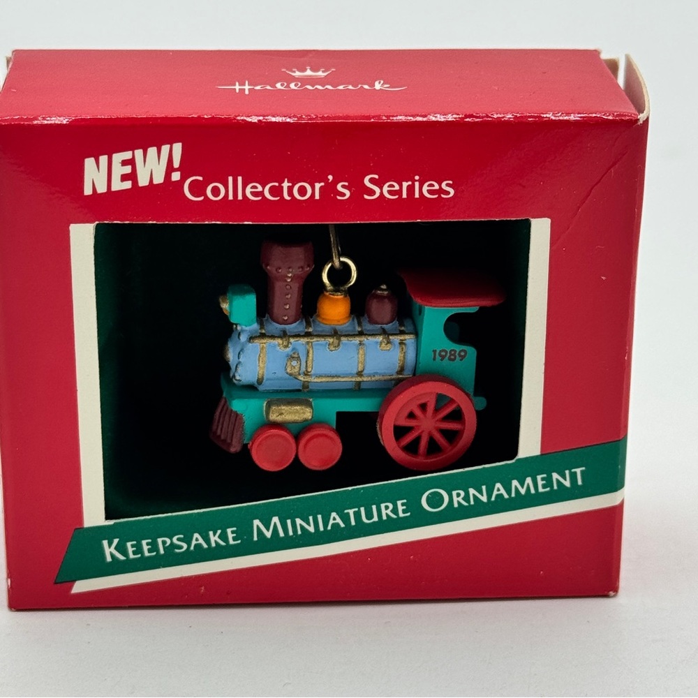 Hallmark 1989 Miniature NOEL R.R. Series Engine Ornament
